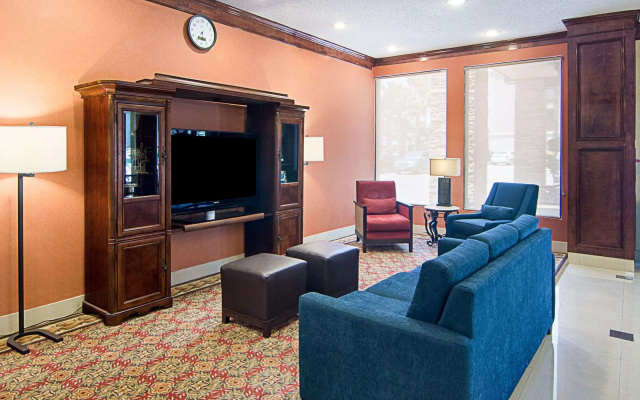 photo 3 of Comfort Inn & Suites Houston Key-Katy