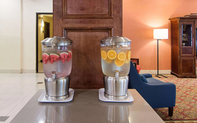 photo 5 of Comfort Inn & Suites Houston Key-Katy