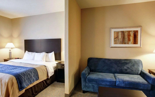 photo 3 of Spark by Hilton Selma