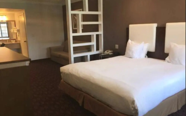 photo 3 of Comfort Inn