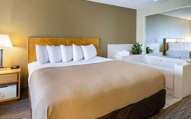 photo 3 of Quality Inn Princeton