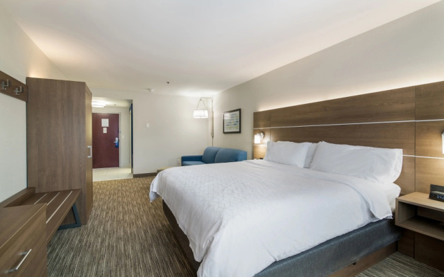 photo 5 of Holiday Inn Express Plymouth by IHG