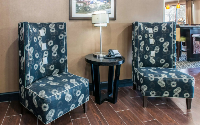 photo 3 of Comfort Inn Blue Ash North