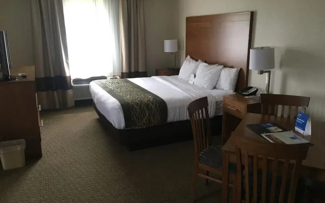 photo 2 of Comfort Inn Millersburg