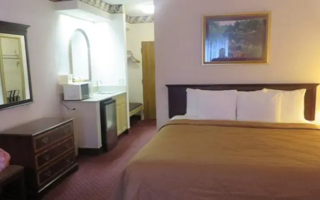 photo 4 of Comfort Inn Highway