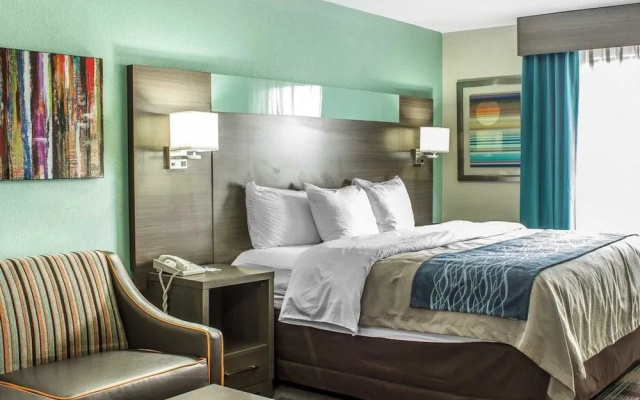 photo 3 of Comfort Inn Dunn