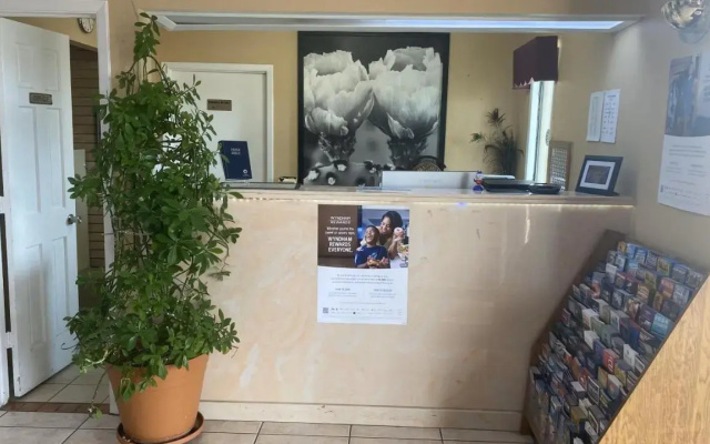 photo 2 of Comfort Inn Decatur
