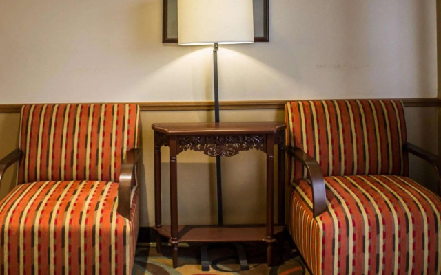 photo 2 of Quality Inn Akron South