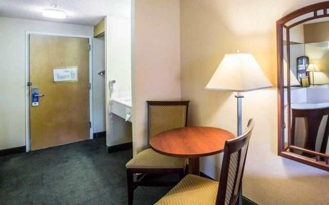 photo 5 of Comfort Inn