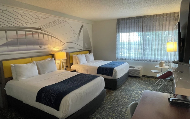 photo 4 of Comfort Inn Airport & Conference Center