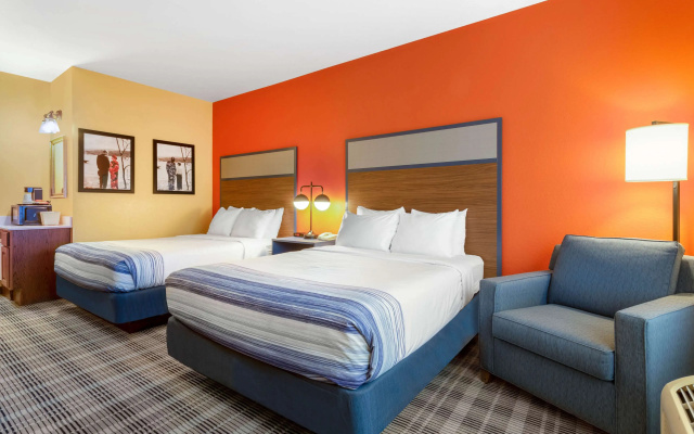photo 4 of AmericInn by Wyndham Fulton Clinton