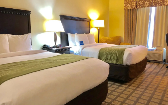 photo 5 of Comfort Inn & Suites Montgomery Eastchase