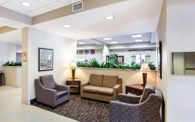 photo 2 of Spark by Hilton San Antonio Airport