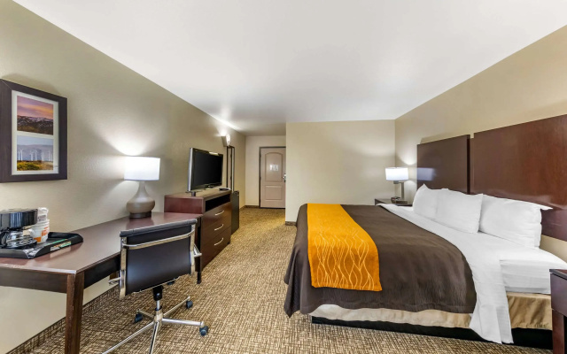 photo 4 of Comfort Inn & Suites San Bernardino