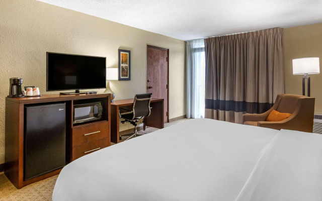 photo 3 of Comfort Inn & Suites near Danville Mall