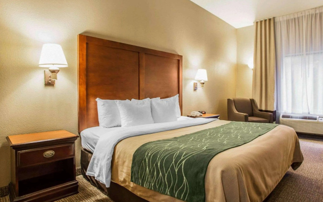 photo 3 of Comfort Inn & Suites St. Louis - O'Fallon