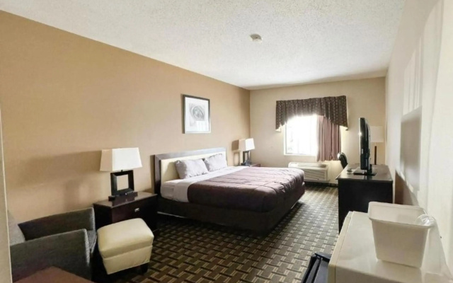 photo 3 of FairBridge Inn & Suites Batavia - Darien Amusement Park