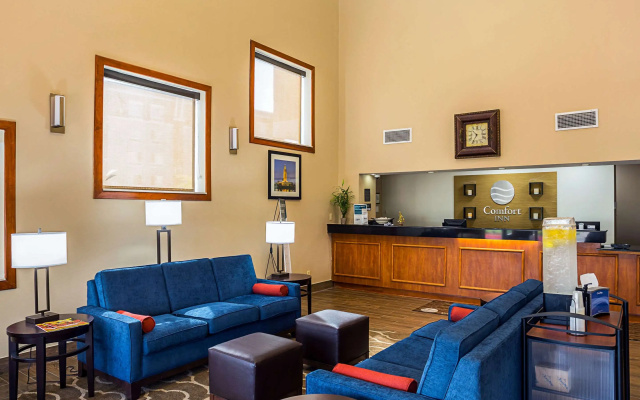 photo 3 of Comfort Inn University Area