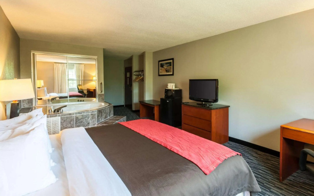 photo 4 of Quality Inn Solomons - Beacon Marina