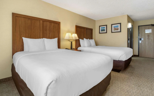 photo 3 of Comfort Inn & Suites Bothell - Seattle North