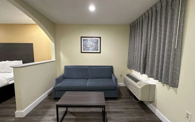 photo 3 of Comfort Inn Brookhollow