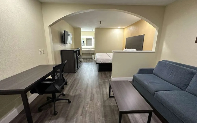 photo 5 of Comfort Inn Brookhollow