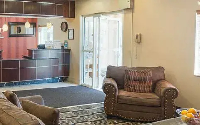 photo 2 of Comfort Inn