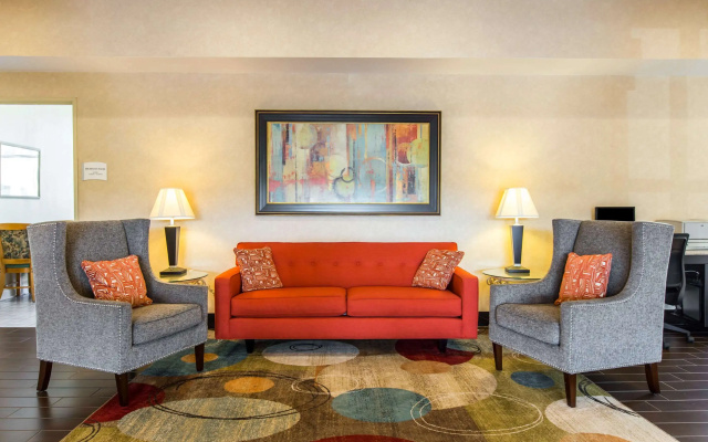 photo 5 of Quality Inn West of Asheville