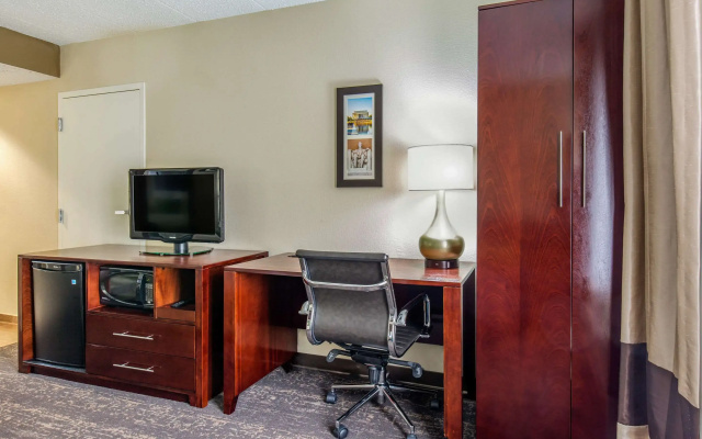 photo 4 of Comfort Inn College Park North