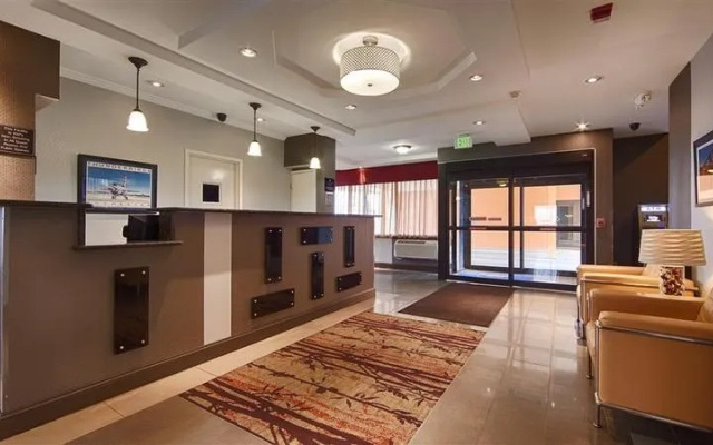 photo 2 of Comfort Inn Central