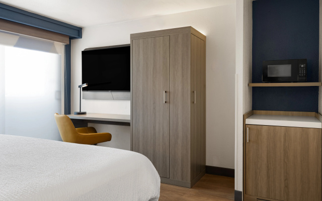 photo 5 of Holiday Inn Express Denver Central North by IHG