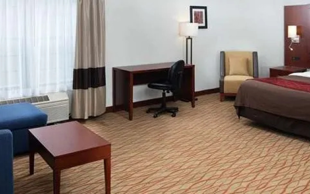 photo 3 of Red Lion Inn & Suites Auburn