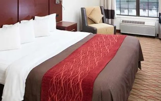 photo 5 of Red Lion Inn & Suites Auburn