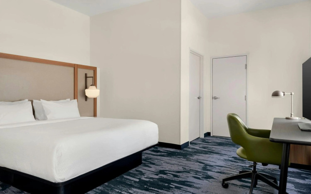 photo 3 of Fairfield by Marriott Inn & Suites Charleston Downtown