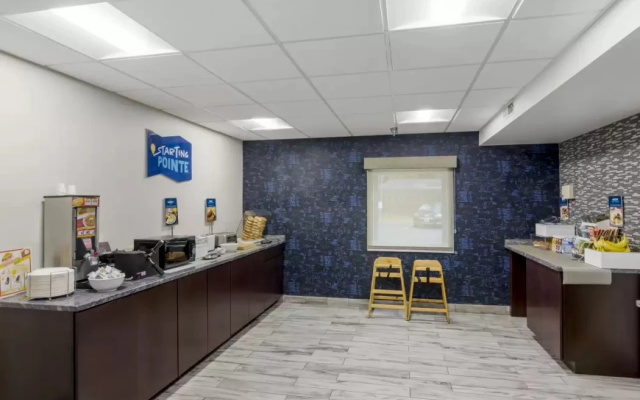 photo 2 of Comfort Inn University