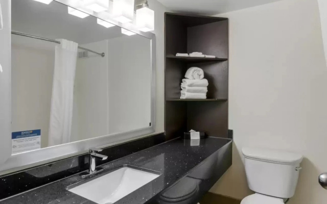 photo 4 of Comfort Inn University