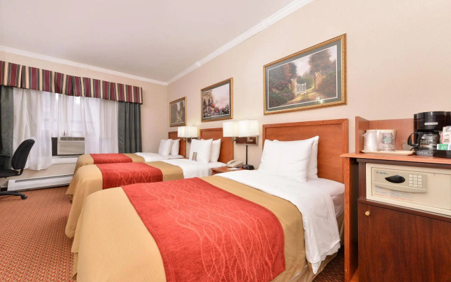 photo 3 of Heritage Hotel