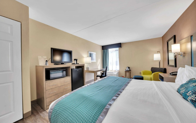 photo 4 of Best Western Hampton Coliseum Inn