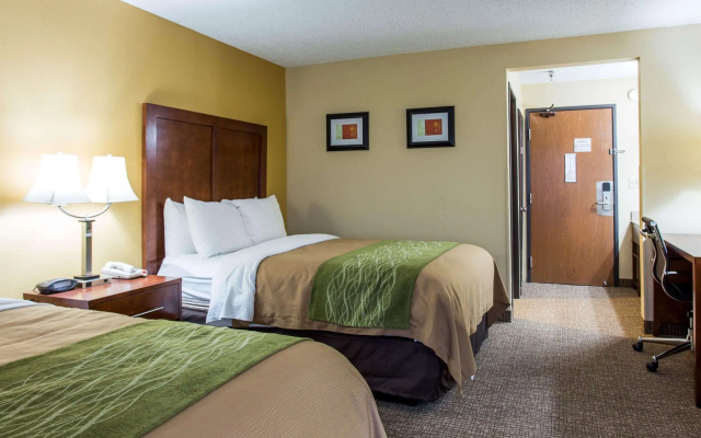 photo 3 of Comfort Inn Columbia West