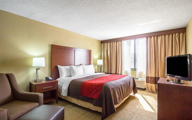 photo 3 of Comfort Inn Cleveland Downtown