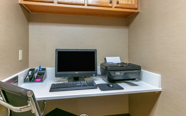 photo 5 of Comfort Inn Chattanooga Downtown Southside