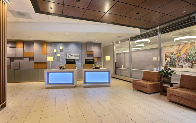 photo 3 of Holiday Inn Express Denver Downtown by IHG