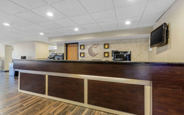 photo 3 of Comfort Inn Herndon - Reston