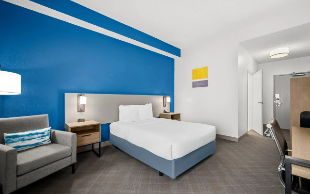 photo 5 of Comfort Inn Indianapolis East