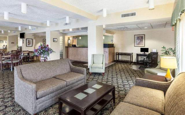 photo 2 of Spark By Hilton San Antonio Northwest near Six Flags