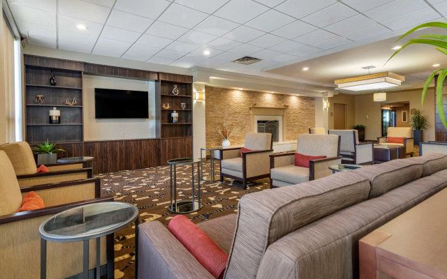 photo 2 of Comfort Inn Glenmont - Albany South