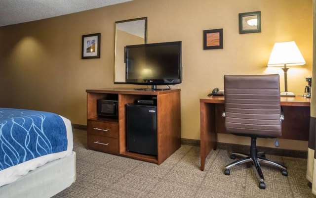photo 4 of Comfort Inn Grand Junction I-70