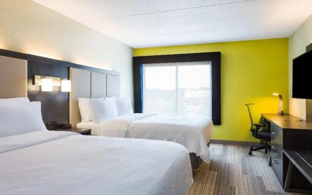 photo 4 of Holiday Inn Express Lorton