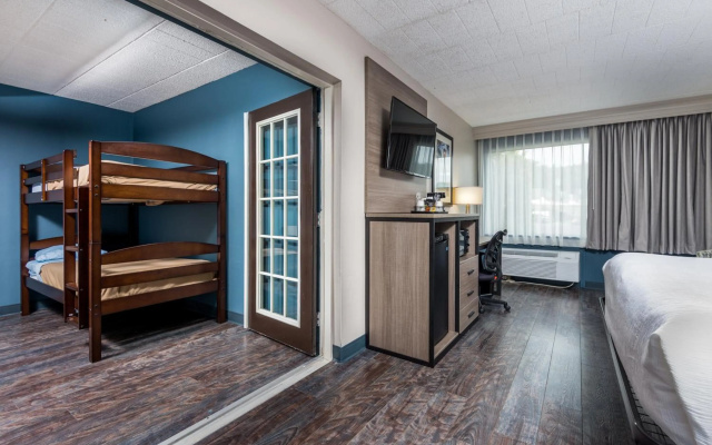 photo 3 of Comfort Inn Heart Of Poconos