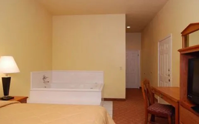photo 5 of Comfort Inn Henderson